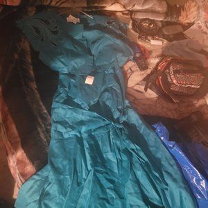 Teal lady's dress